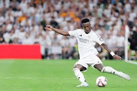 九游娱乐官网入口：丐版阿尔瓦雷斯？为提升阵容厚度，曼城有意引进日本前锋古桥亨梧.